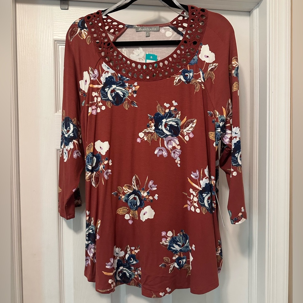 Daniel Rainn Red Embellished 3/4 Sleeve Blouse
